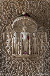 Ranakpur (632) Chaturmukha Dharana Vihara (Parshvanatha mit 1008 Schlangenköpfen)