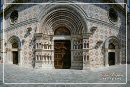 Santa Maria di Collemaggio, L’Aquila (53)