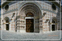 L’Aquila (53) Santa Maria di Collemaggio