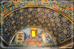 Ravenna (73) Mausoleo di Galla Placidia