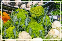 Campo dei Fiori (33) Market - Romanesco broccoli