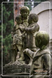 Cementerio Comunal Monumental Campo Verano (42)