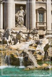 Trevi Fountain (6)