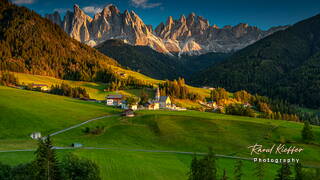 Dolomiti (444) Santa Maddalena (Funes)