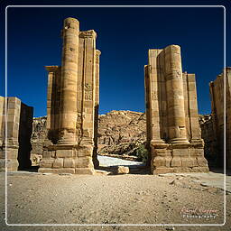 Petra (36) Porta ad Arco