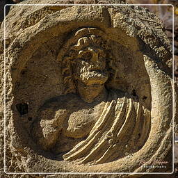 Serapide, Petra (39)