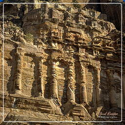 Palace Tomb, Petra (50)
