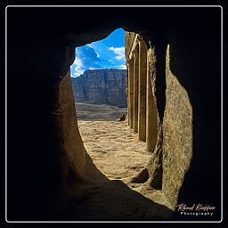 Urn Tomb, Petra (54)