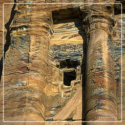 Urn Tomb, Petra (55)