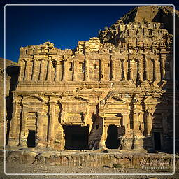 Petra (59) Palace Tomb