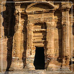 Palace Tomb, Petra (60)