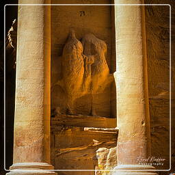 Khazneh, Petra (94)