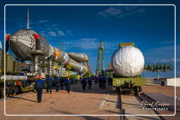 Campagna di lancio di GIOVE-B (5232) Rollout di Soyuz