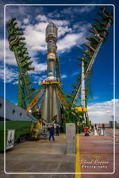 Campagna di lancio di GIOVE-B (5372) Rollout di Soyuz