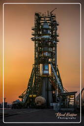 Soyuz launch day, GIOVE-B launch campaign (5624)