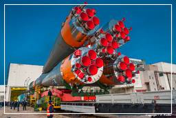 Soyuz TMA-12 (200) Soyuz rollout