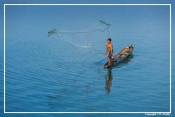 Ilha Don Khong (262) Pescar no Mekong