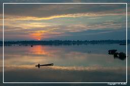 Ilha Don Khong (493) Pescar no Mekong