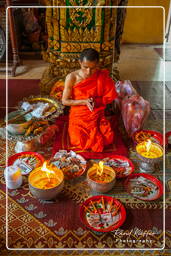 Wat Si Muang (57)