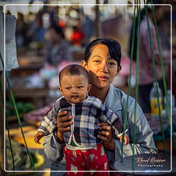 Myanmar (367) Bagan - Market