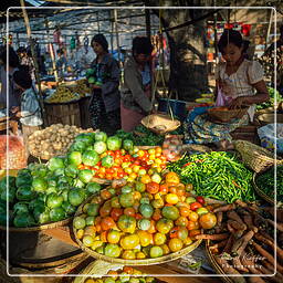 Myanmar (378) Pagan - Market