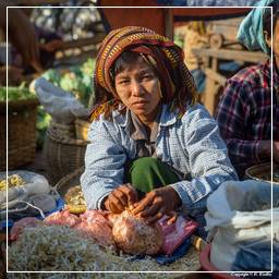 Birmanie (394) Bagan - Market