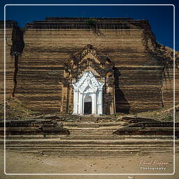 Mingun, Myanmar (179)