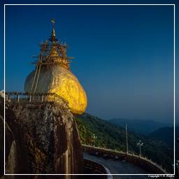 Myanmar (707) Goldene Fels - Kyaiktiyo Pagode