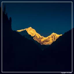 Annapurna Fernwanderweg (91) Manaslu (8.163 m)