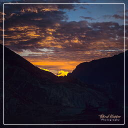 Annapurna circuit (144) Manaslu (8,163 m)