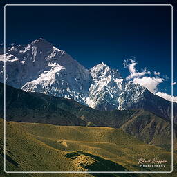 Annapurna circuit (218) Nilgiri (7,061 m)