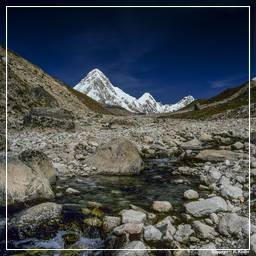 Khumbu (50) Pumori (7 161 m)