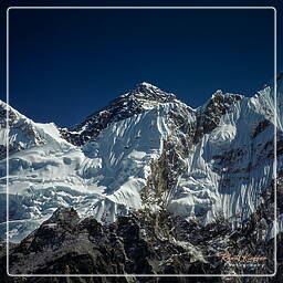 Khumbu (56) Everest (8 848 m)