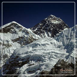 Khumbu (58) Everest (8.848 m)