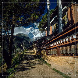 Khumbu (185) Namche Bazaar (3,440 m)