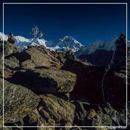 Khumbu (259) Gyachung Kang (7.952 m)