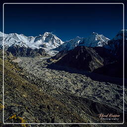 Khumbu (267) Gyachung Kang (7,952 m)