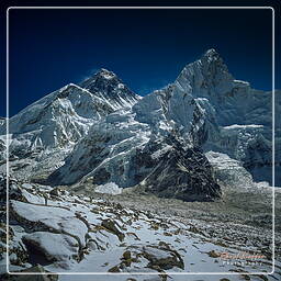 Khumbu (319) Everest (8,848 m) - Nuptse (7,861 m)