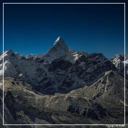 Khumbu (323) Ama Dablam (6 814 m)