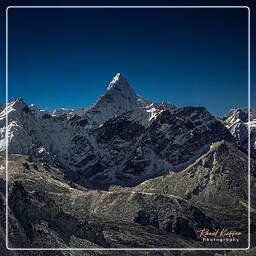 Khumbu (323) Ama Dablam (6.814 m)