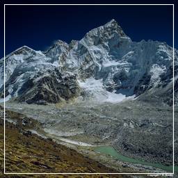 Khumbu (328) Nuptse (7 861 m)