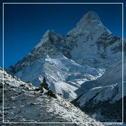 Khumbu (359) Ama Dablam (6 814 m)