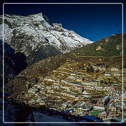 Khumbu (374) Namche Bazaar (3.440 m)