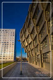 Block 16 (The Wave) - René van Zuuk Architecten, Almere (7)