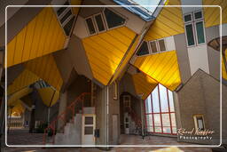 Cube houses, Rotterdam (77)