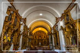 Church of Santa Ana de Maca, Maca (32)