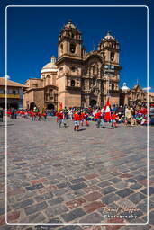 Cusco - Fiestas Patrias Peruanas (303) Église de la Compagnie de Jésus