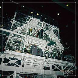 Space Shuttle Discovery, Kennedy Space Center (49)