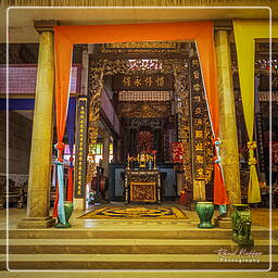 Temple, Saigon (1)