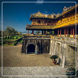 Huế (6) Cité Impériale - Porte du Midi (Ngọ Môn)